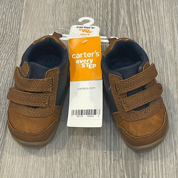 NWT Carter’s Walking Brown “Every Step” Sneakers Size 2 - Picture 1 of 13